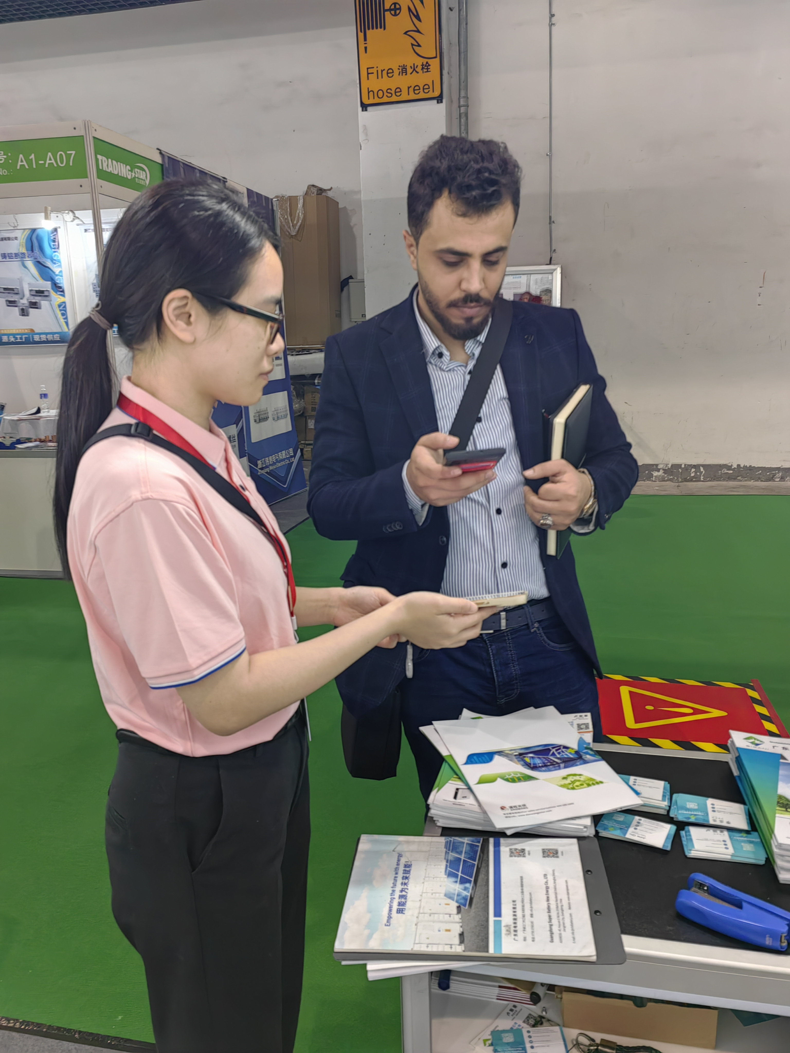 Yiwu Consumer Electronics and Electrical Appliances Expo and Solar PV and Energy Storage Products Ex Выставка потребительской электроники и электроприборов в Иу, выставка солнечной фотоэлектрической энергии и продуктов для хранения энергии