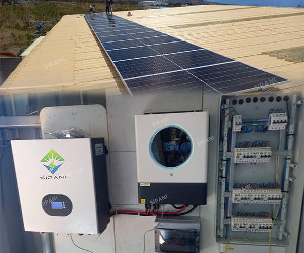 Возглавьте африканскую революцию в области чистой энергии - Настенная батарея 10 кВтч 51,2 В 200 Ач идеально сочетается с инверторами мощностью 11 кВт