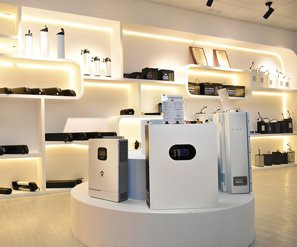 SIPANI открывает новый выставочный зал для демонстрации литий-ионных аккумуляторов