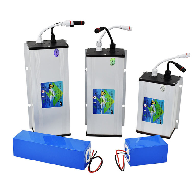 Облегченный блок батарей лития Лифепо4 25.6в 60ах для солнечного уличного света приведенного