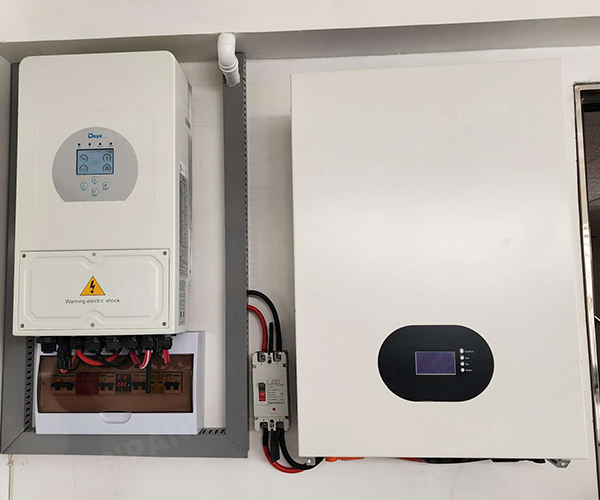 Обеспечение будущего центров обработки данных с помощью серверных стоек с батареями LiFePO4